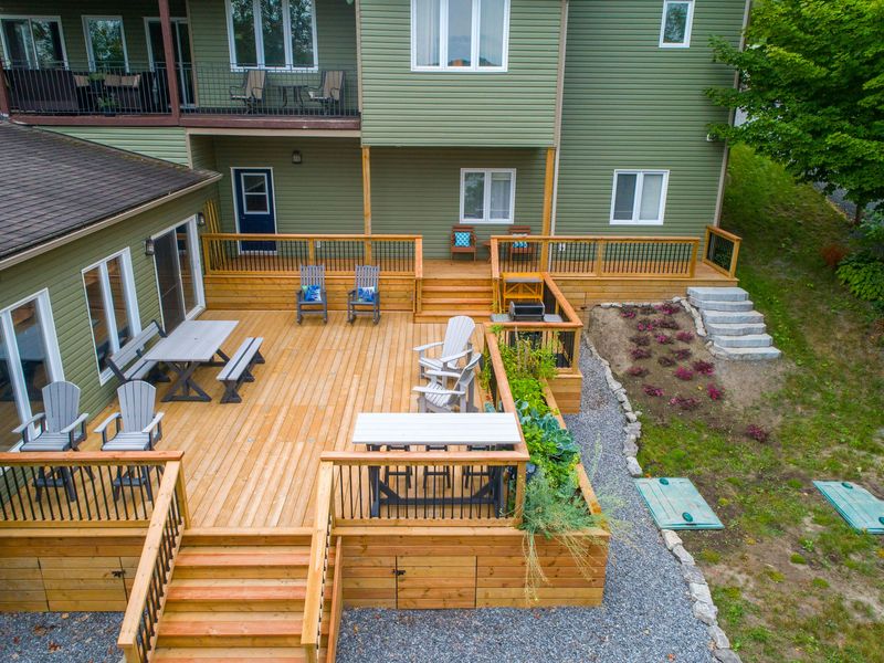 Decks & patios work